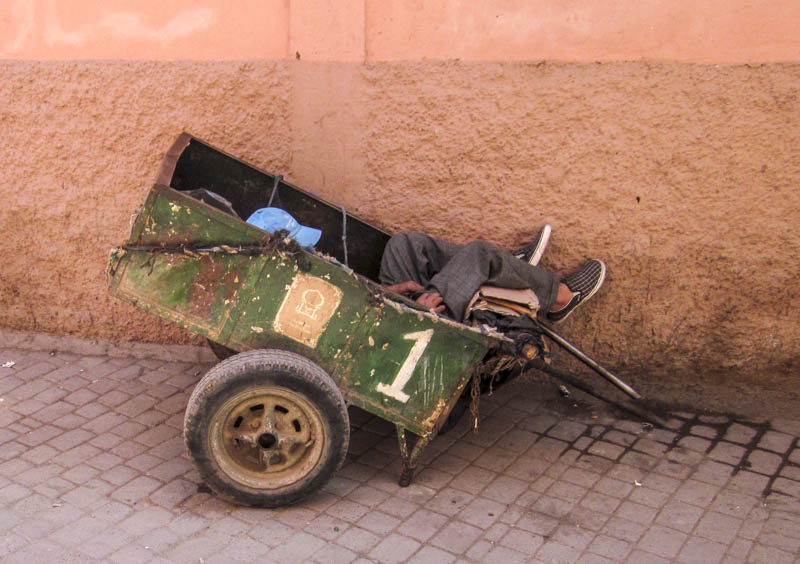 Schlafender Marokkaner